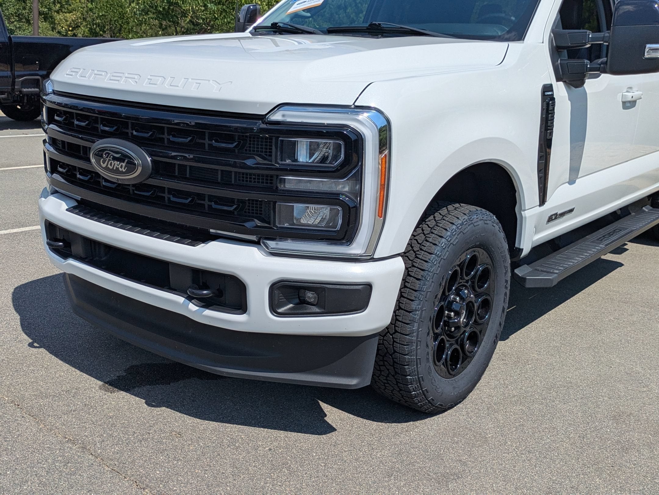 2023 Ford Super Duty F-250 SRW LARIAT