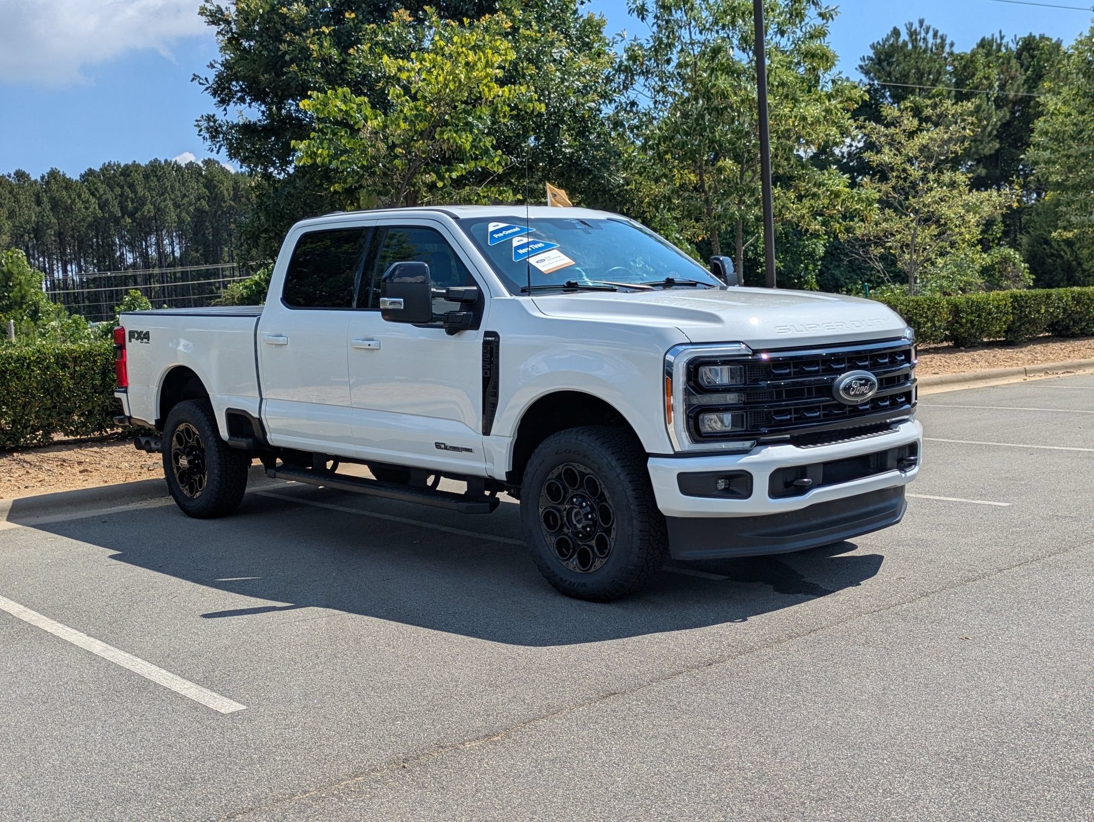 2023 Ford Super Duty F-250 SRW LARIAT