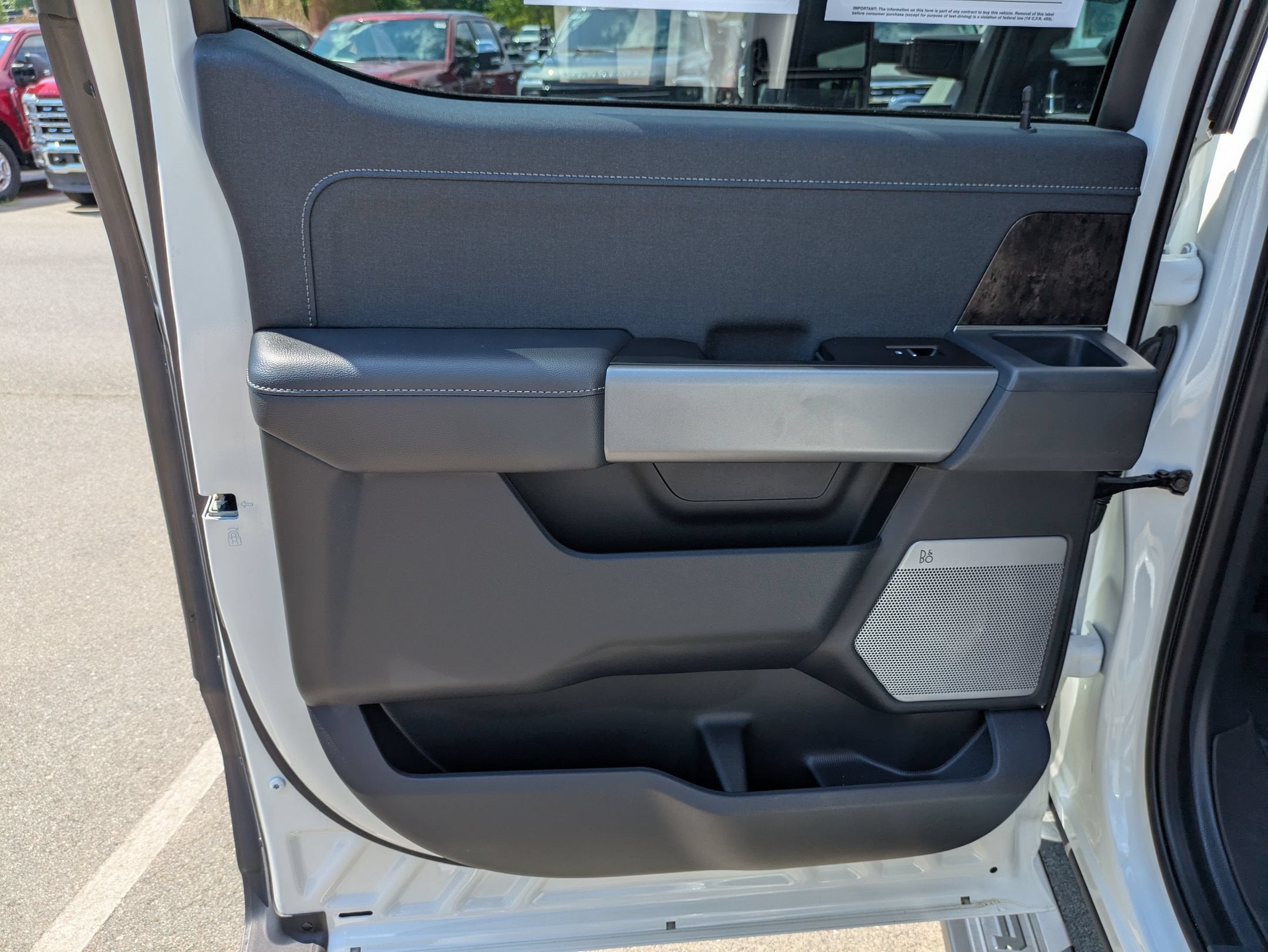 2023 Ford Super Duty F-250 SRW LARIAT