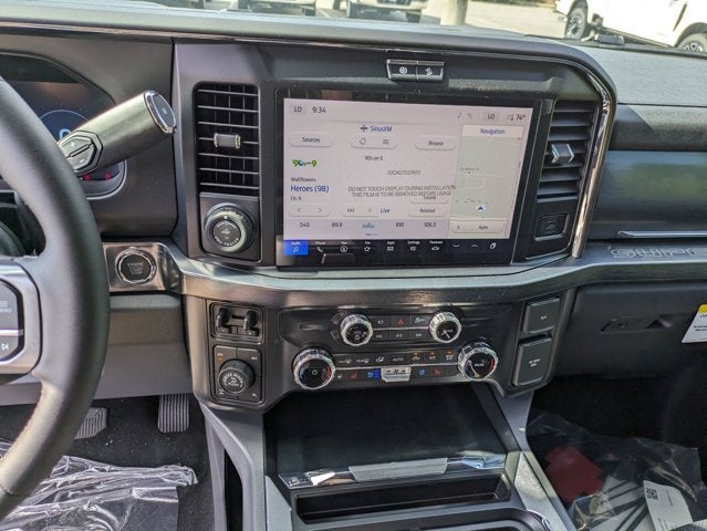 2025 Ford Super Duty F-350 SRW LARIAT