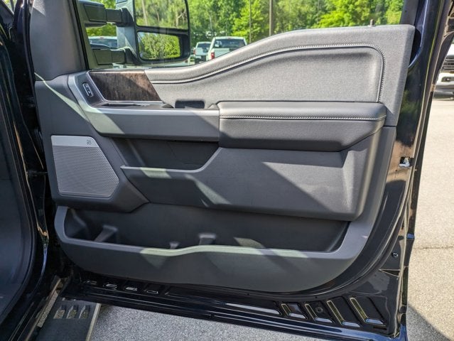 2025 Ford Super Duty F-350 SRW LARIAT