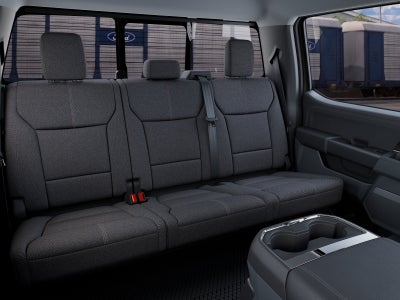 2027 Ford Super Duty F-350 SRW XLT