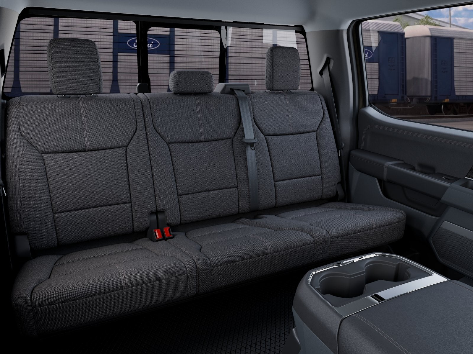 2027 Ford Super Duty F-350 SRW XLT