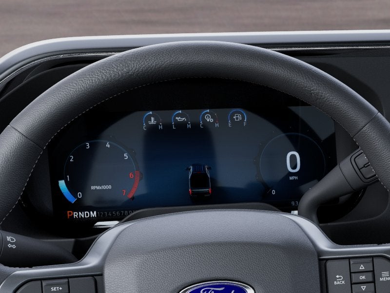 2027 Ford Super Duty F-350 SRW XLT