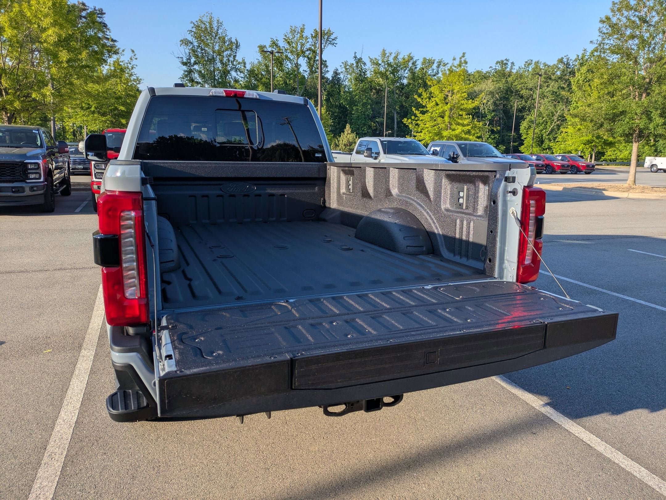 2026 Ford Super Duty F-350 SRW LARIAT