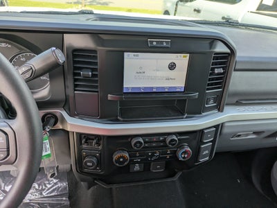 2026 Ford Super Duty F-350 DRW XLT