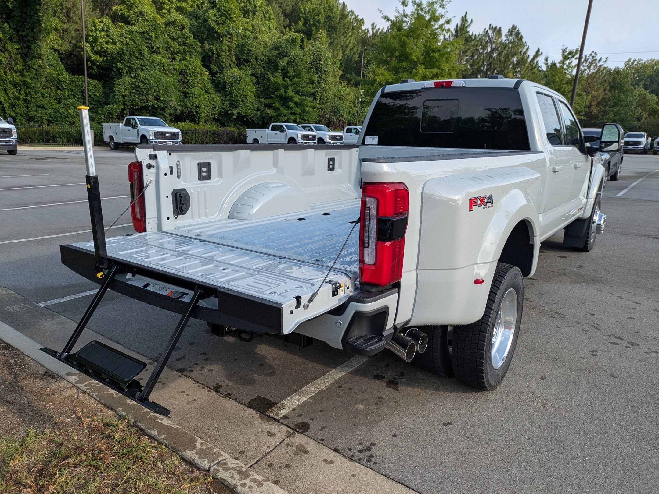 2026 Ford Super Duty F-450 DRW Platinum
