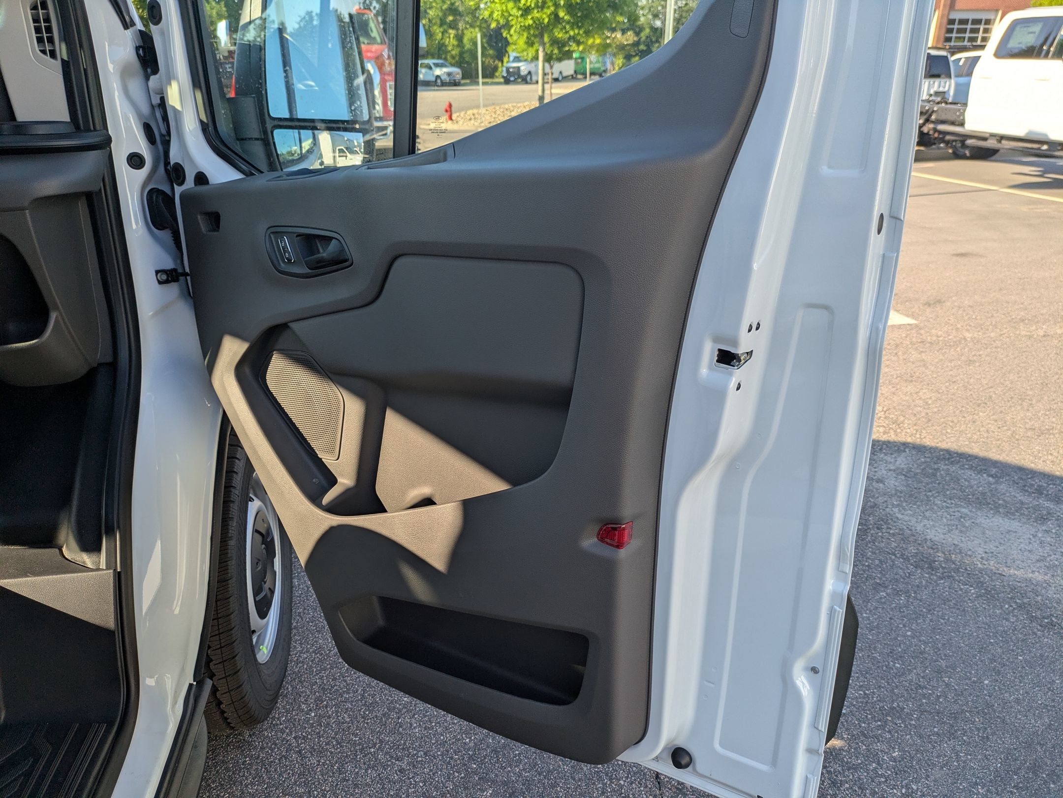 2026 Ford Transit Cargo Van Base