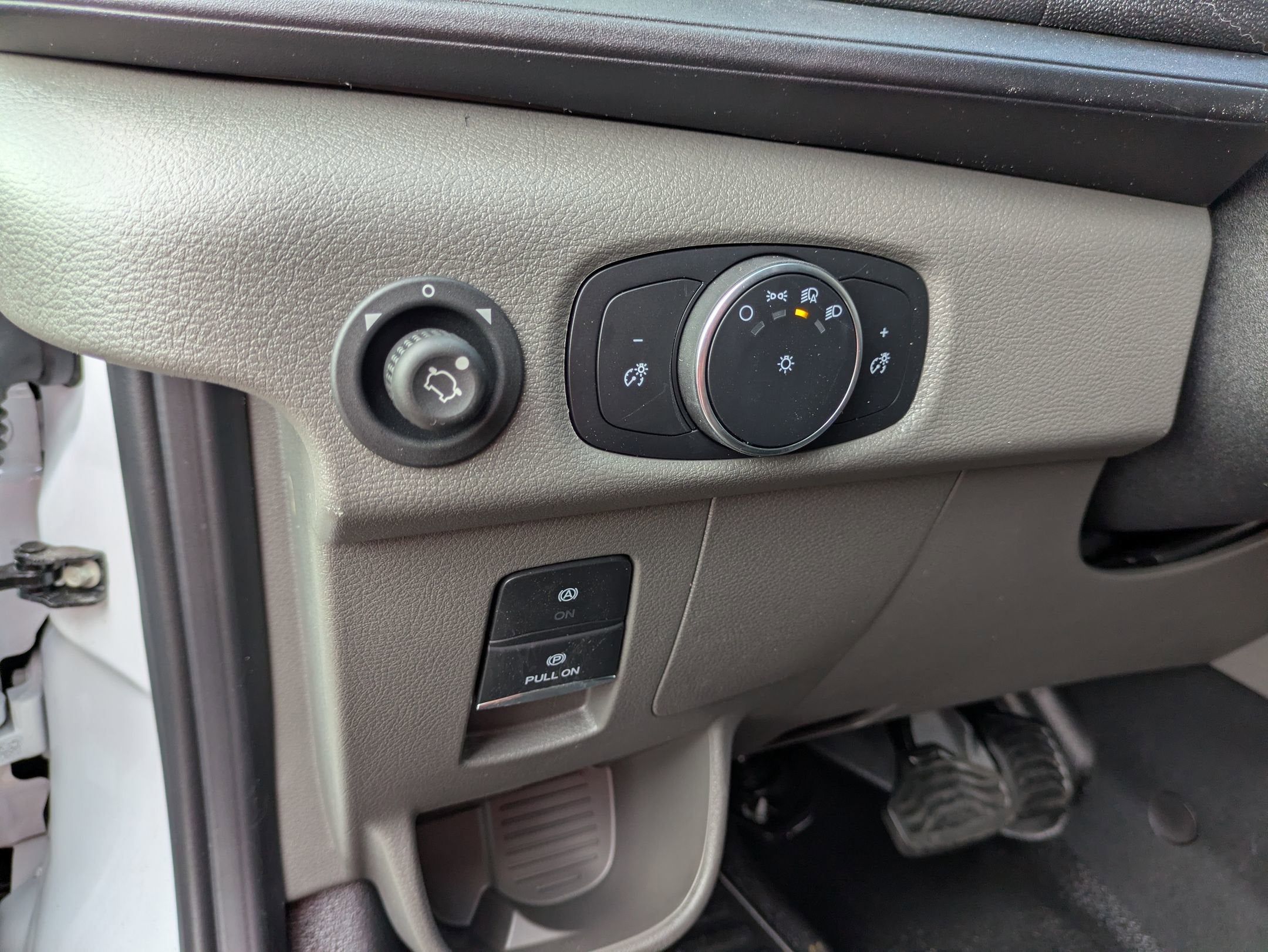 2026 Ford Transit Cargo Van Base