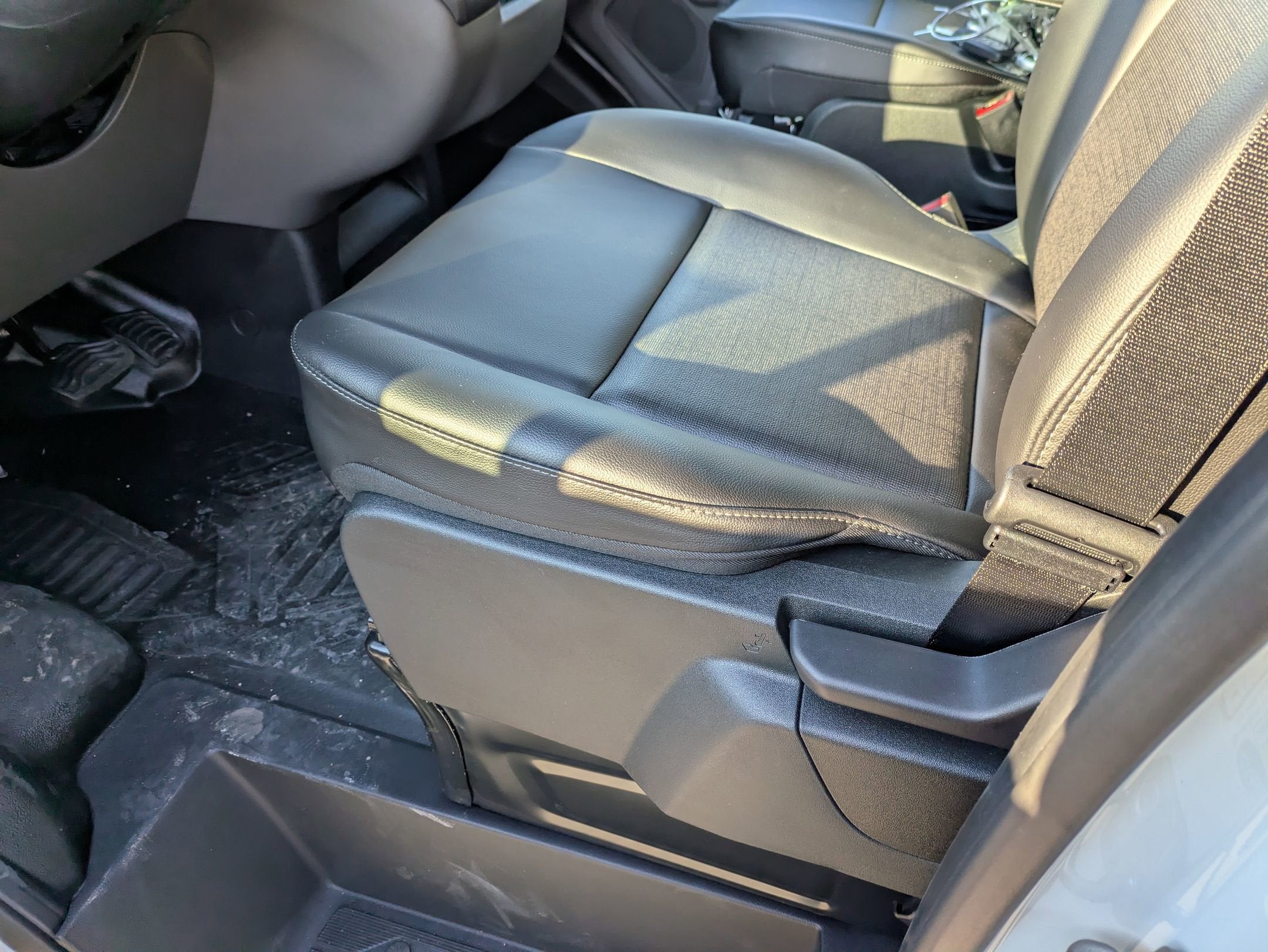 2026 Ford Transit Cargo Van Base