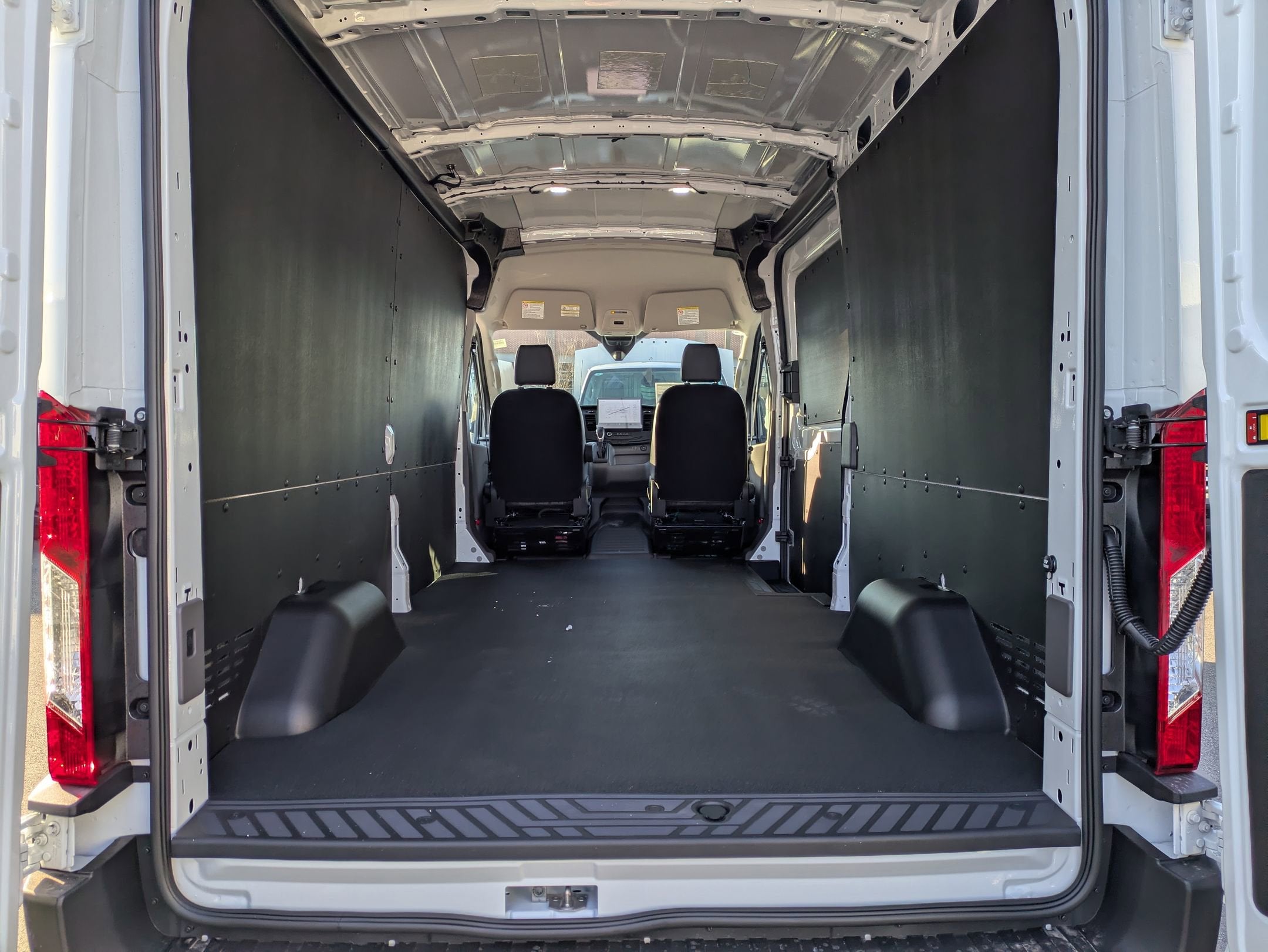 2026 Ford Transit Cargo Van Base