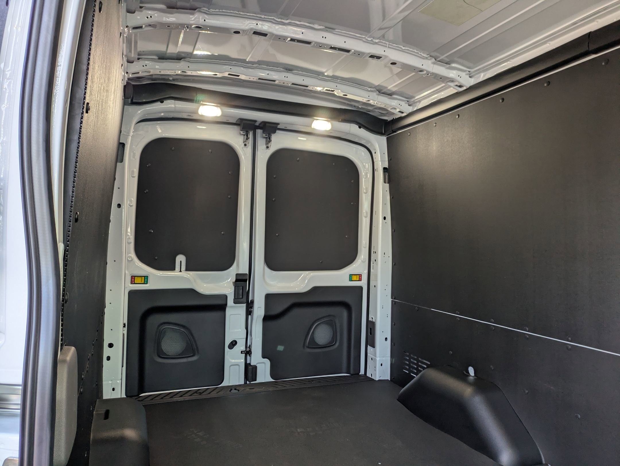 2026 Ford Transit Cargo Van Base