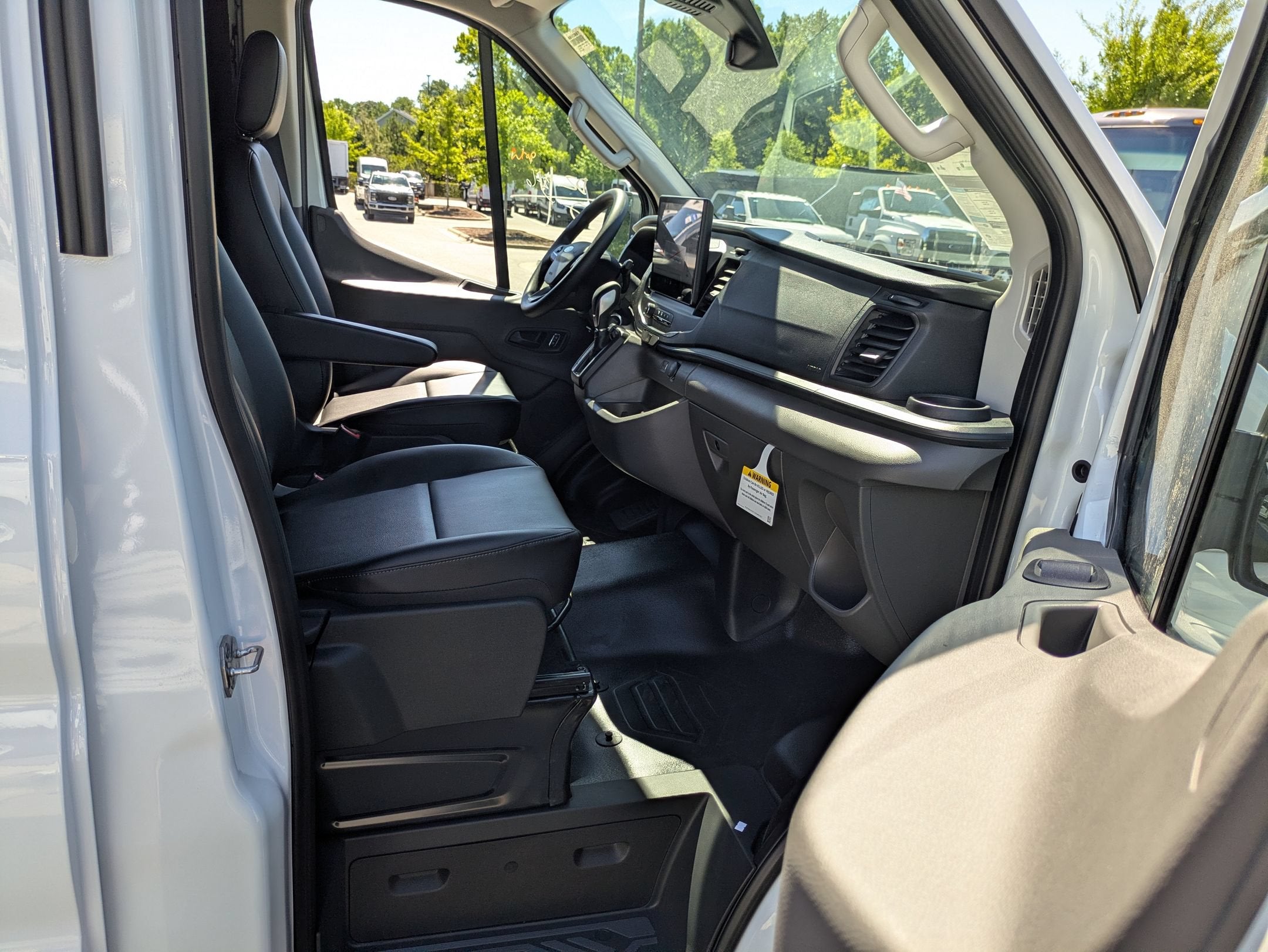2026 Ford Transit Cargo Van Base