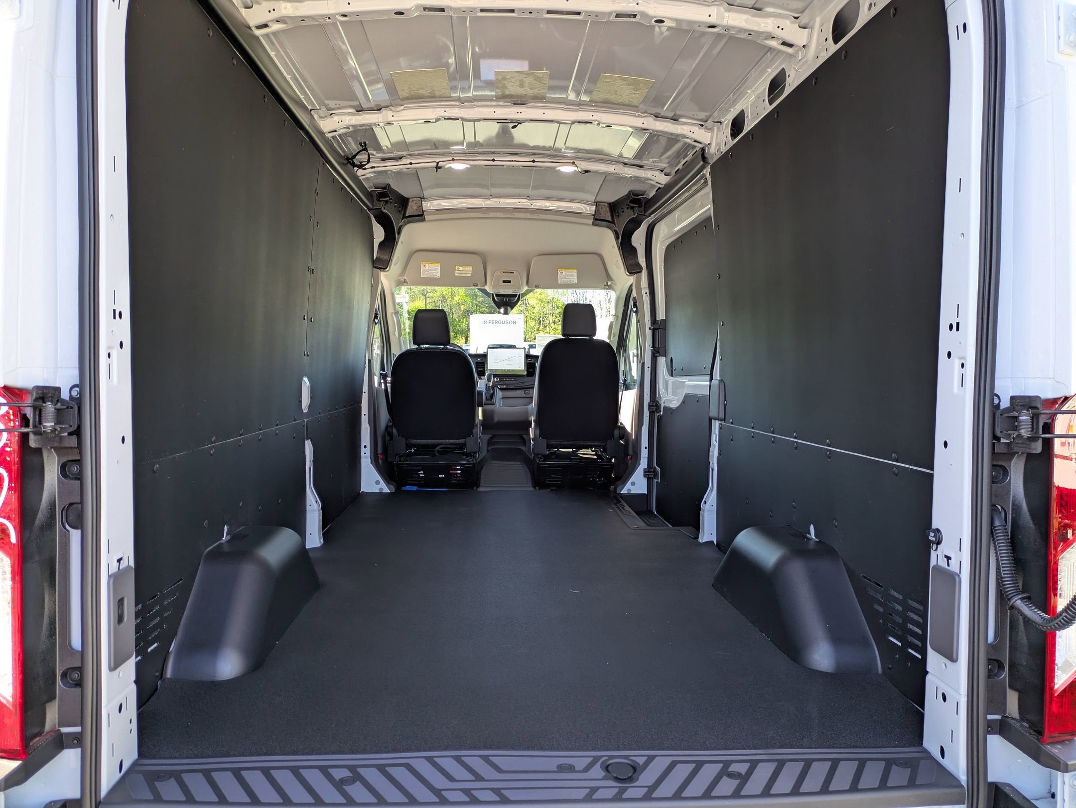 2026 Ford Transit Cargo Van Base