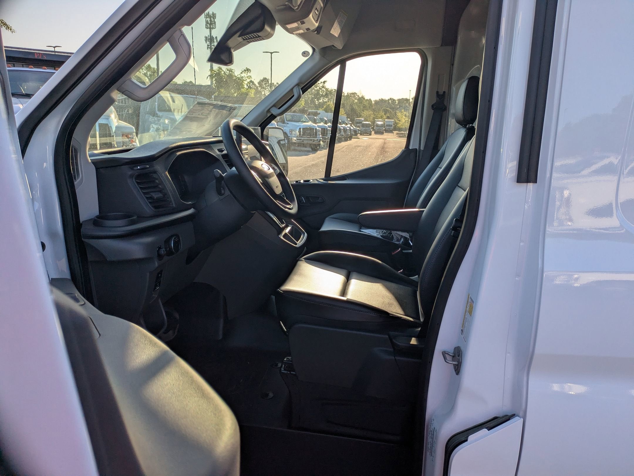 2026 Ford Transit Cargo Van Base