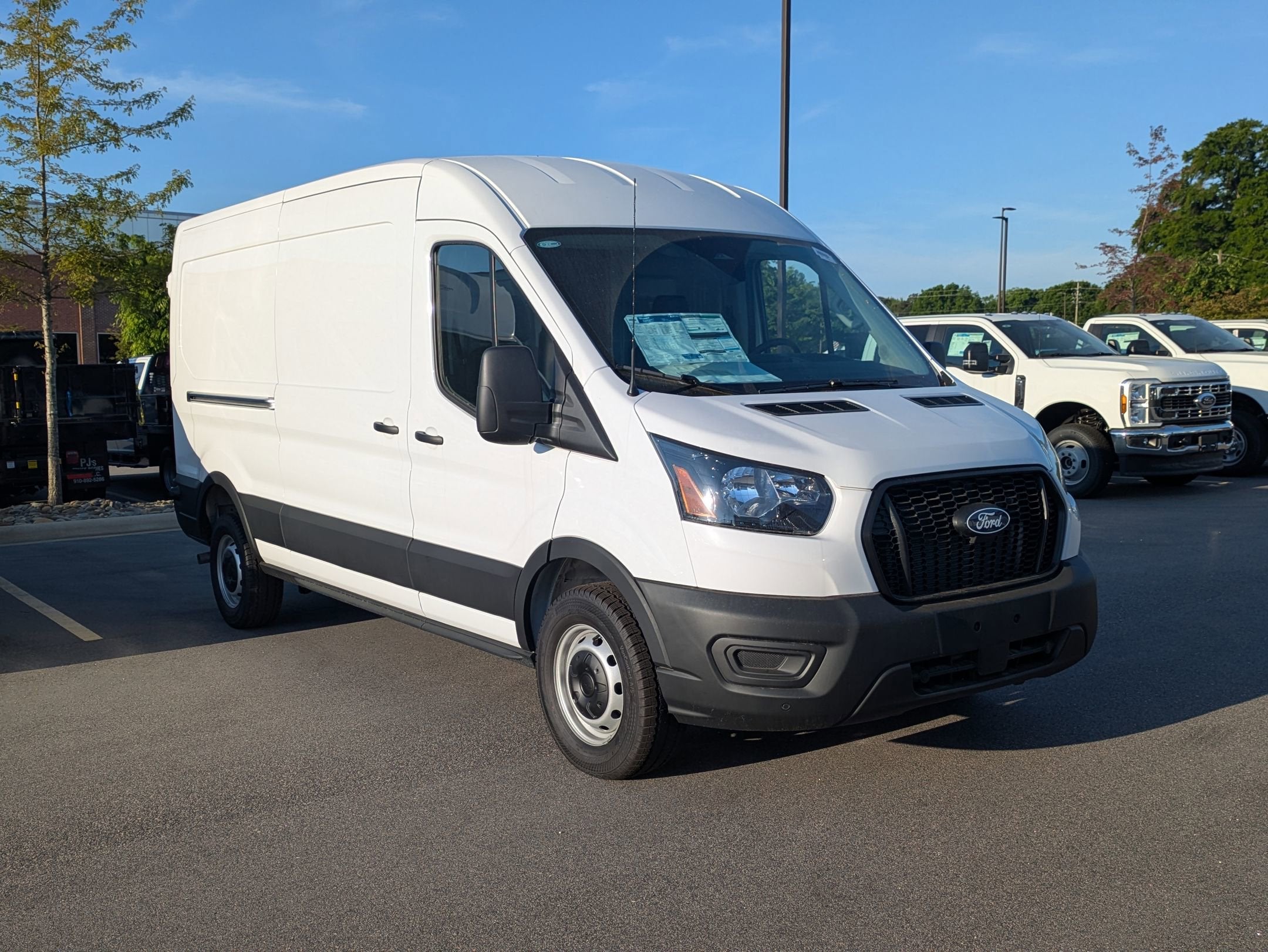 2026 Ford Transit Cargo Van Base