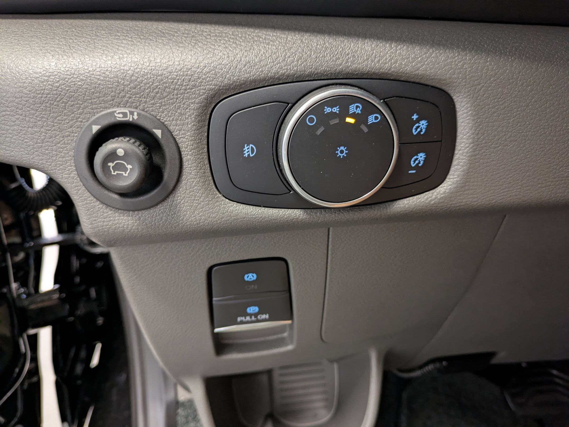 2026 Ford Transit Cargo Van Base