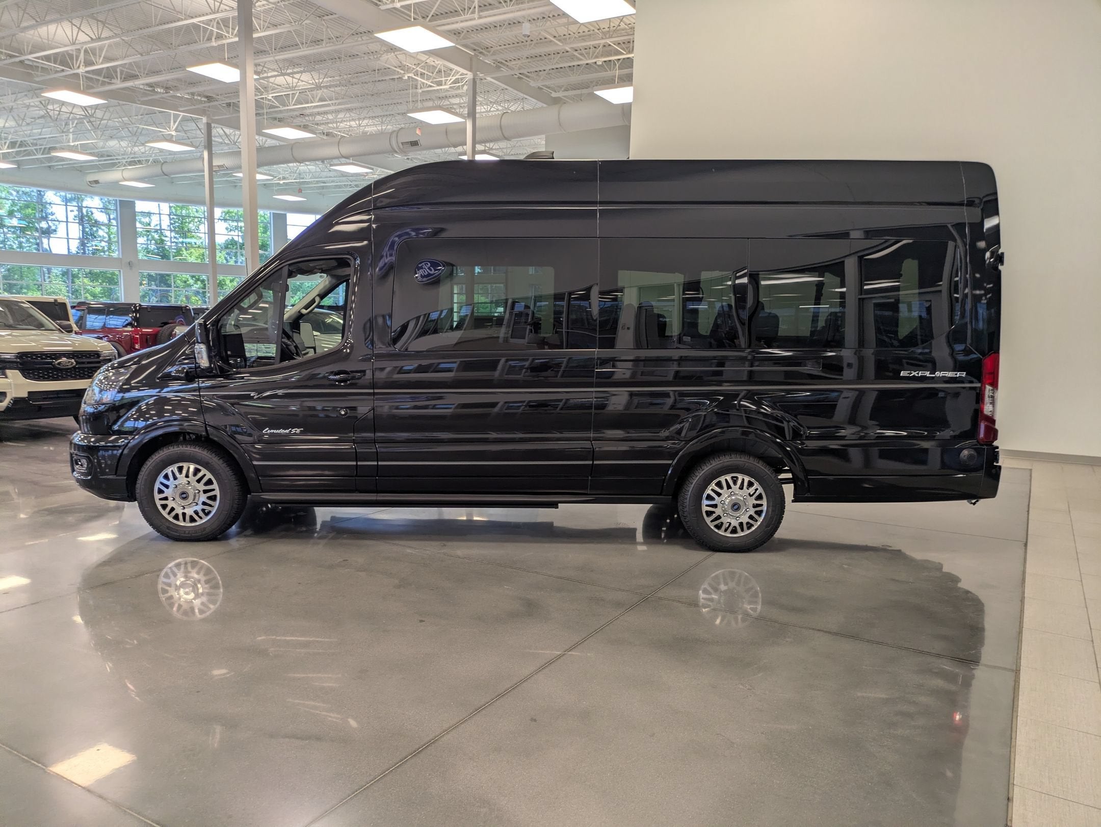 2026 Ford Transit Cargo Van Base