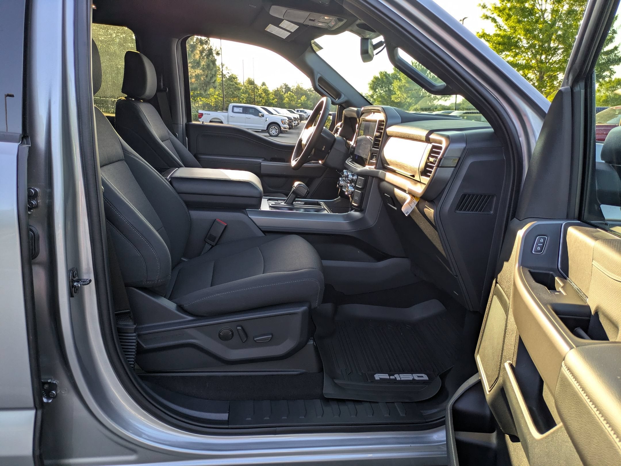 2026 Ford F-150 XLT - Crossroads Courtesy Demo