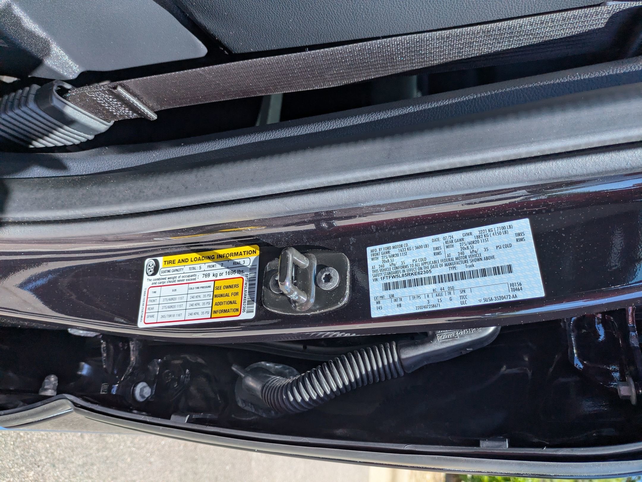 2024 Ford F-150 LARIAT