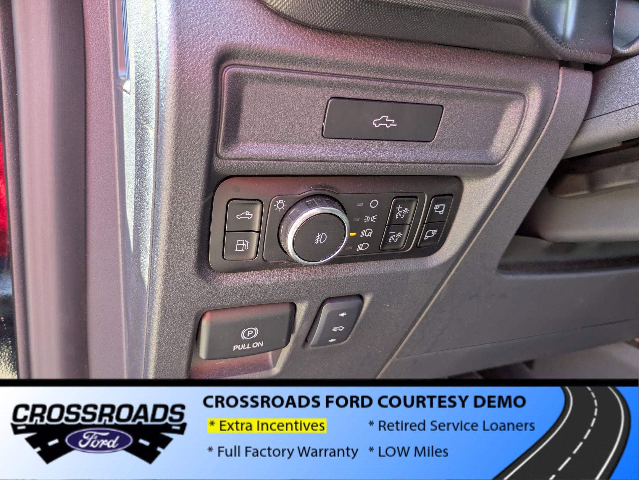 2026 Ford F-150 LARIAT - Crossroads Courtesy Demo