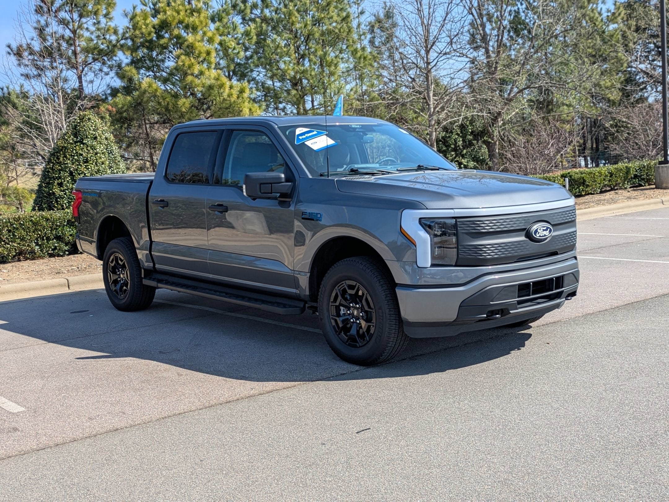 2025 Ford F-150 Lightning XLT