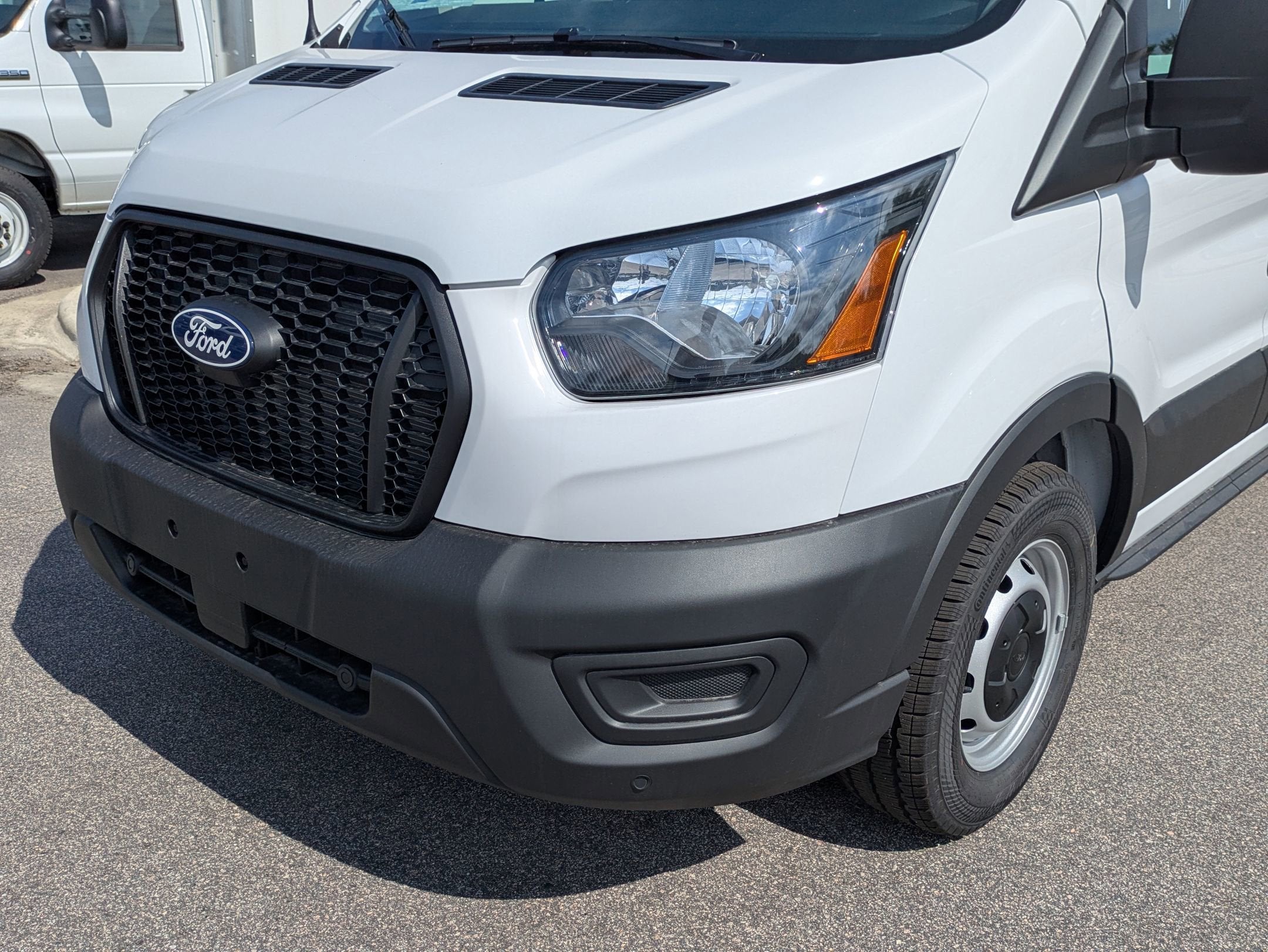 2026 Ford Transit Cargo Van Base