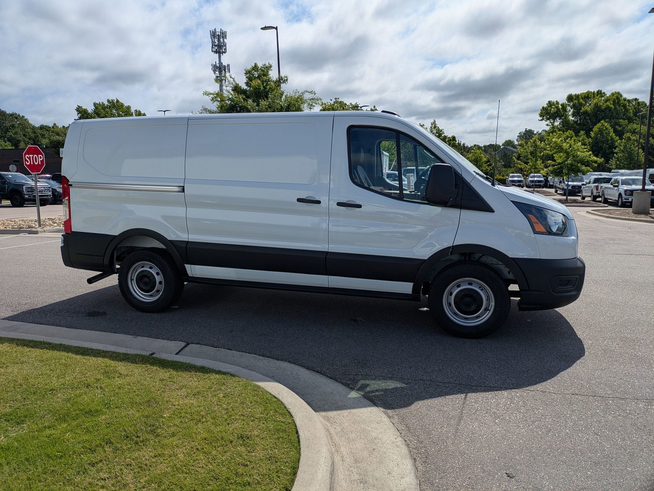 2026 Ford Transit Cargo Van Base