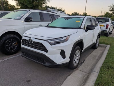 2024 Toyota RAV4 LE