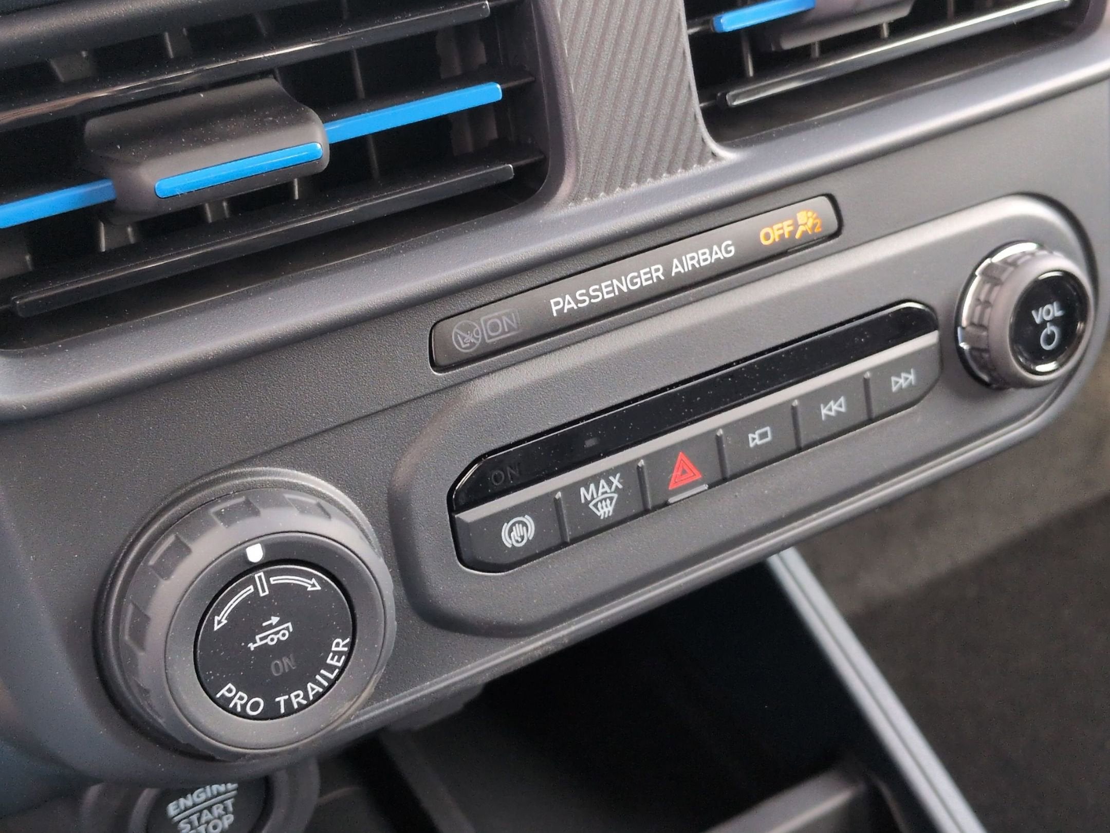 2026 Ford Maverick Lobo High