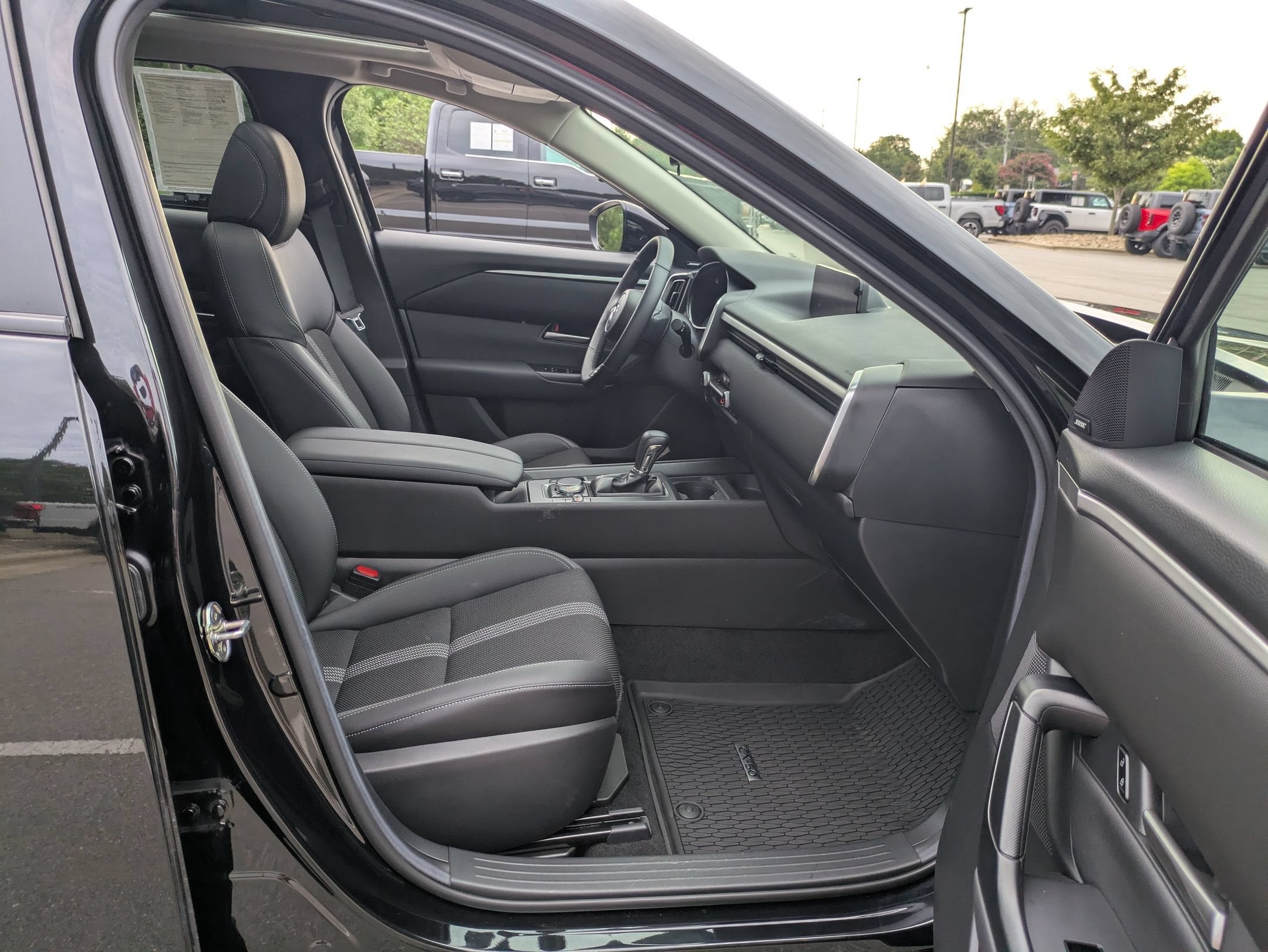 2025 Mazda Mazda CX-50 2.5 S Premium Package