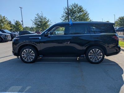 2025 INFINITI QX80 LUXE