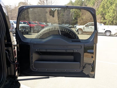 2024 Land Rover Defender X-Dynamic SE