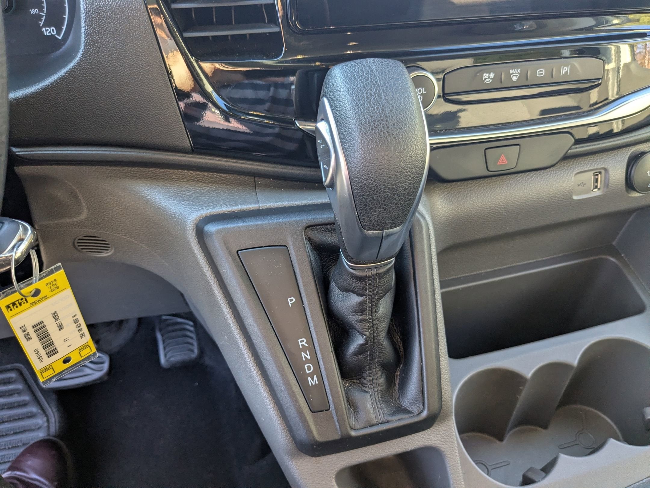 2024 Ford Transit Passenger Wagon XLT