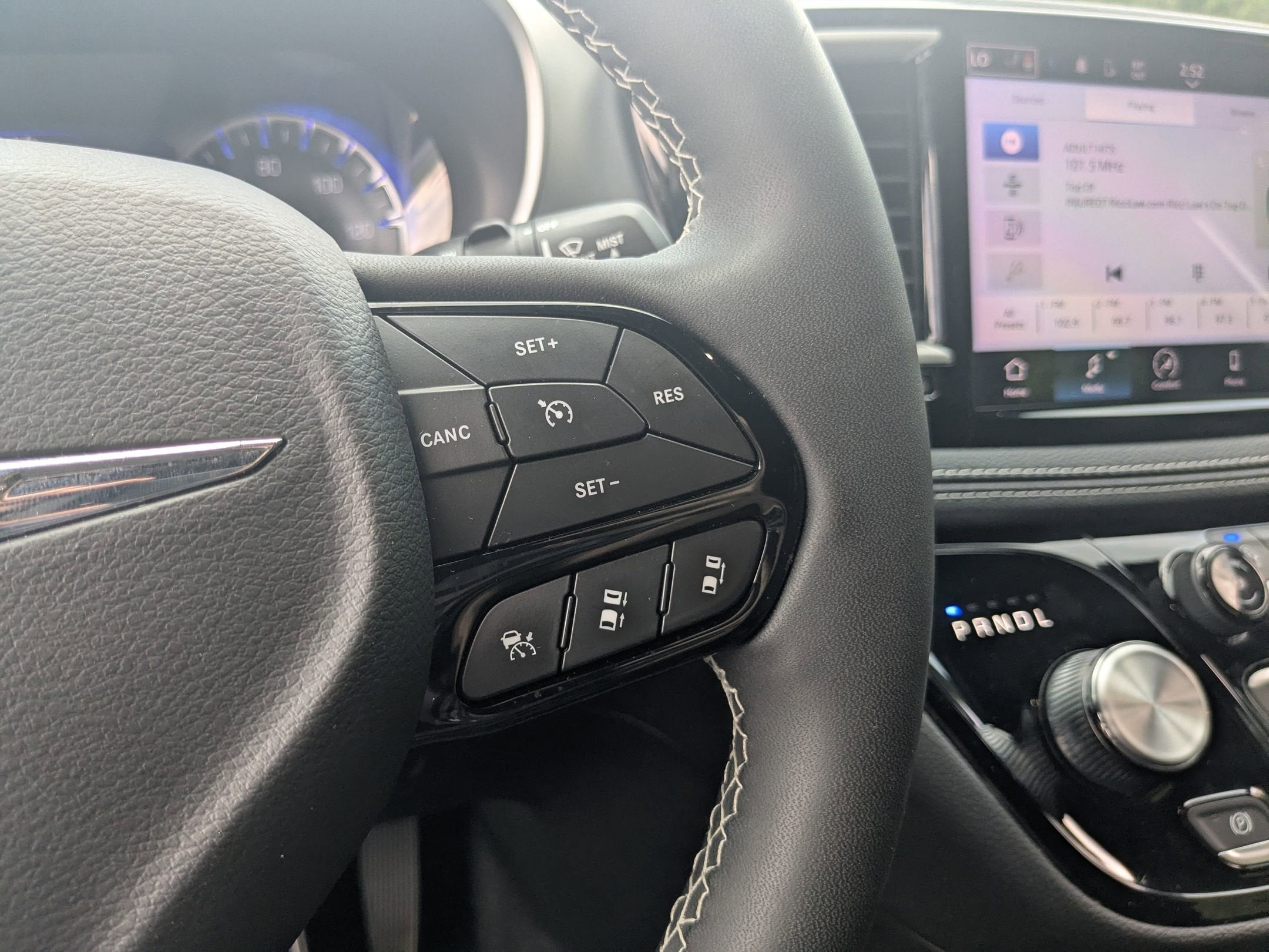 2023 Chrysler Pacifica Touring