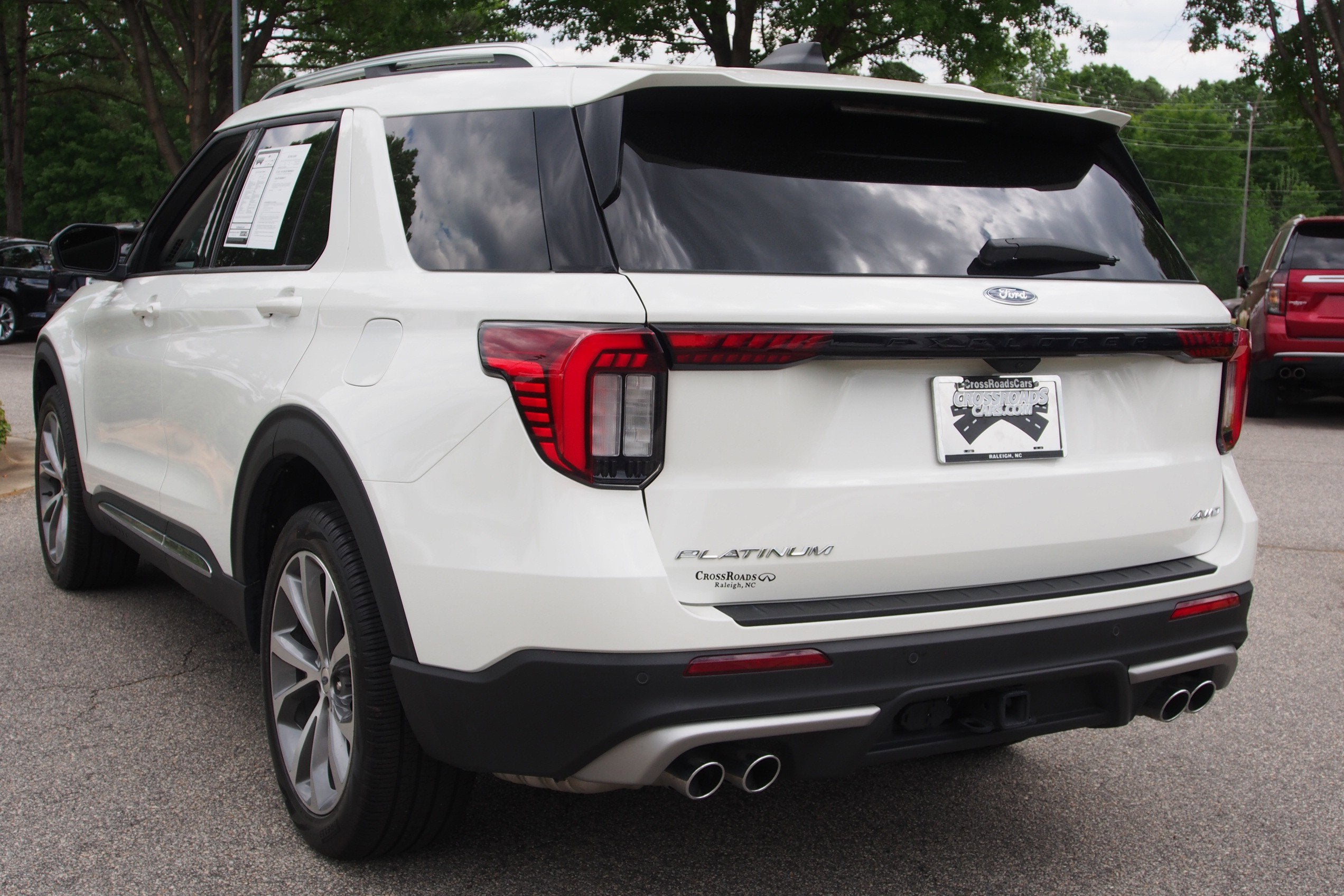 2025 Ford Explorer Platinum