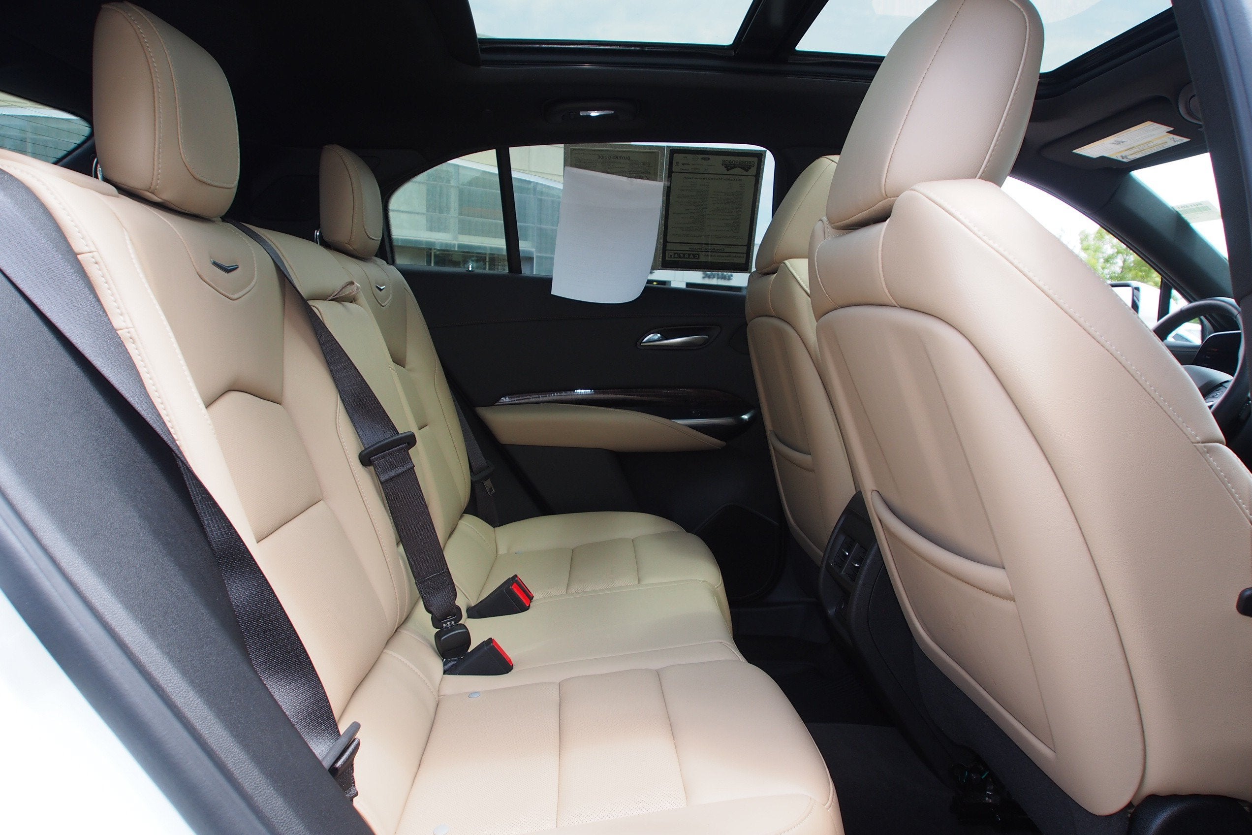 2024 Cadillac XT4 FWD Premium Luxury