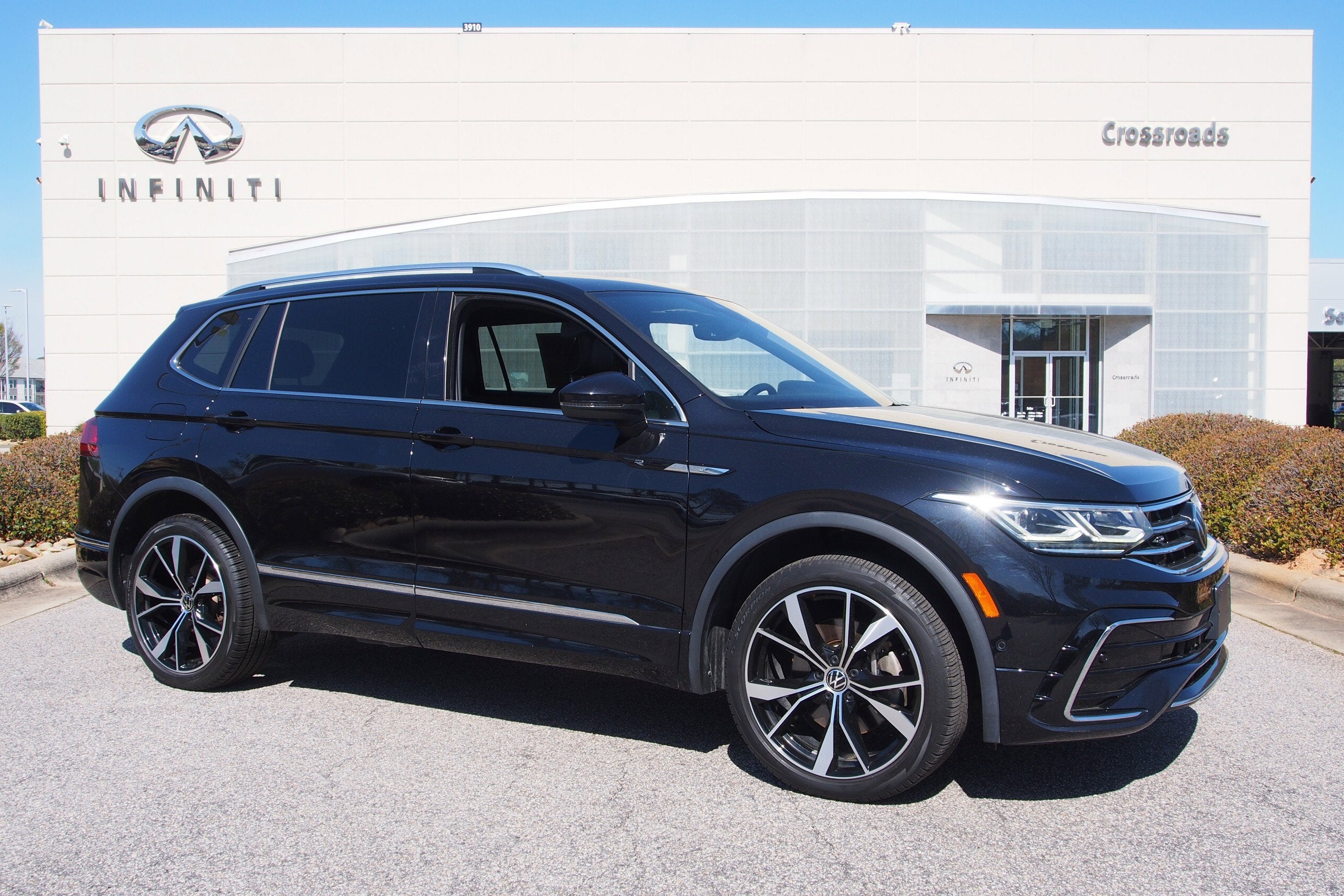 2022 Volkswagen Tiguan SEL R-Line