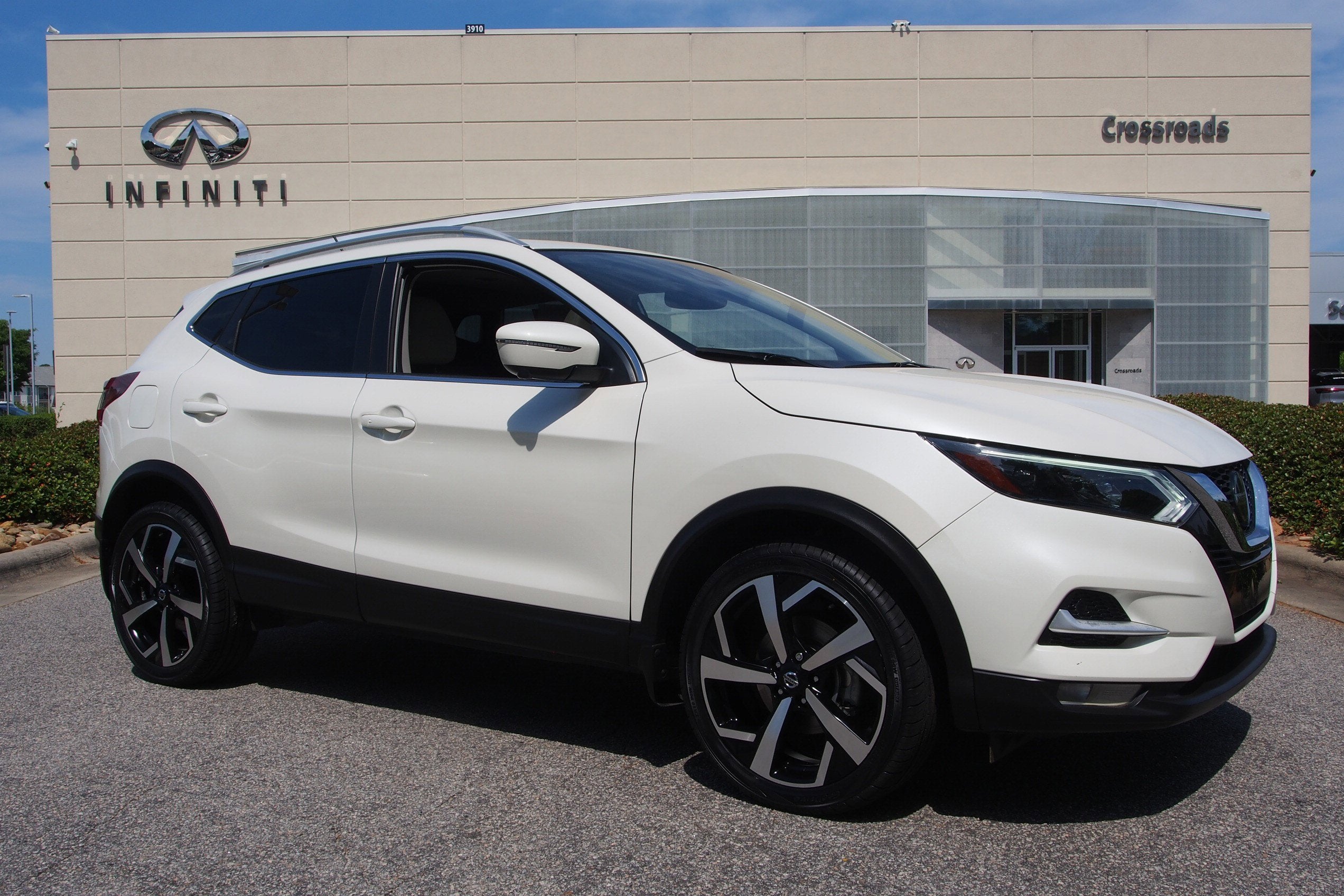 2022 Nissan Rogue Sport SL