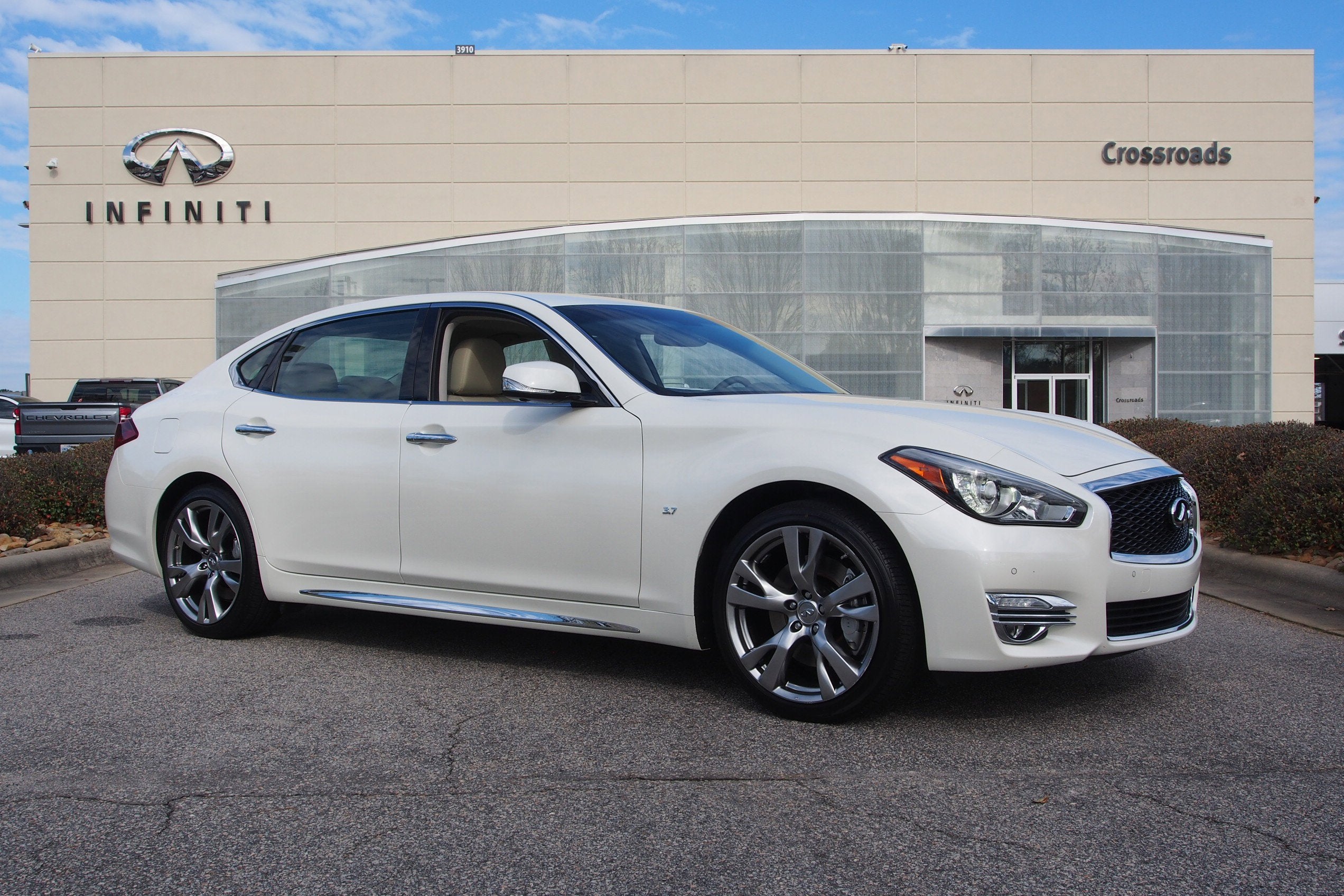 2019 INFINITI Q70L 3.7 LUXE