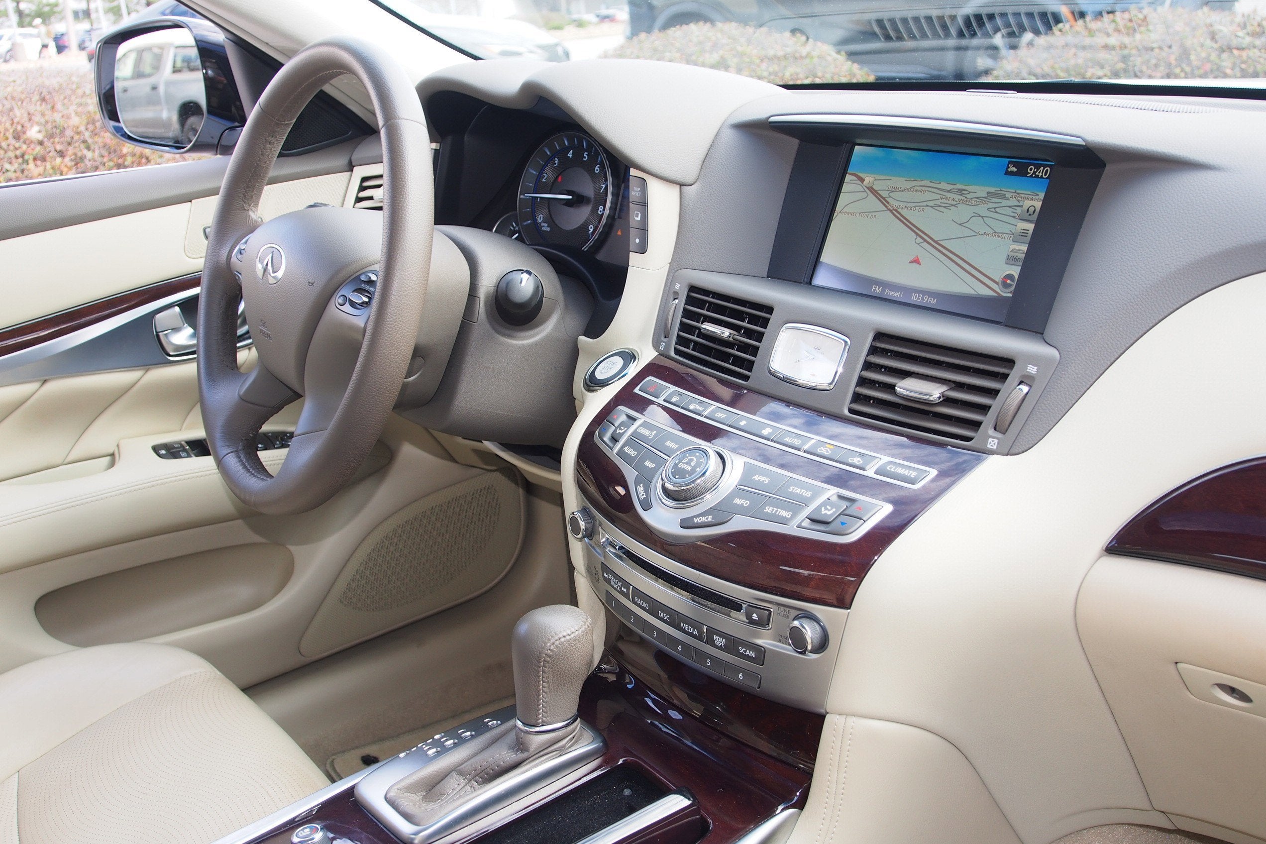 2019 INFINITI Q70L 3.7 LUXE