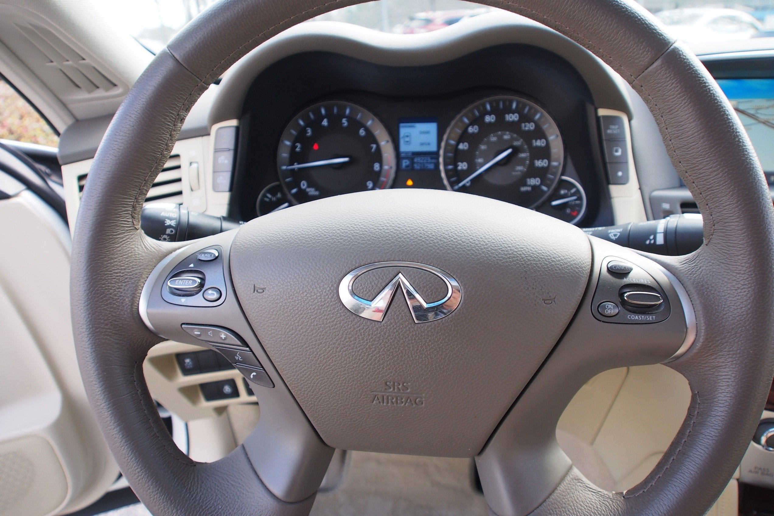 2019 INFINITI Q70L 3.7 LUXE