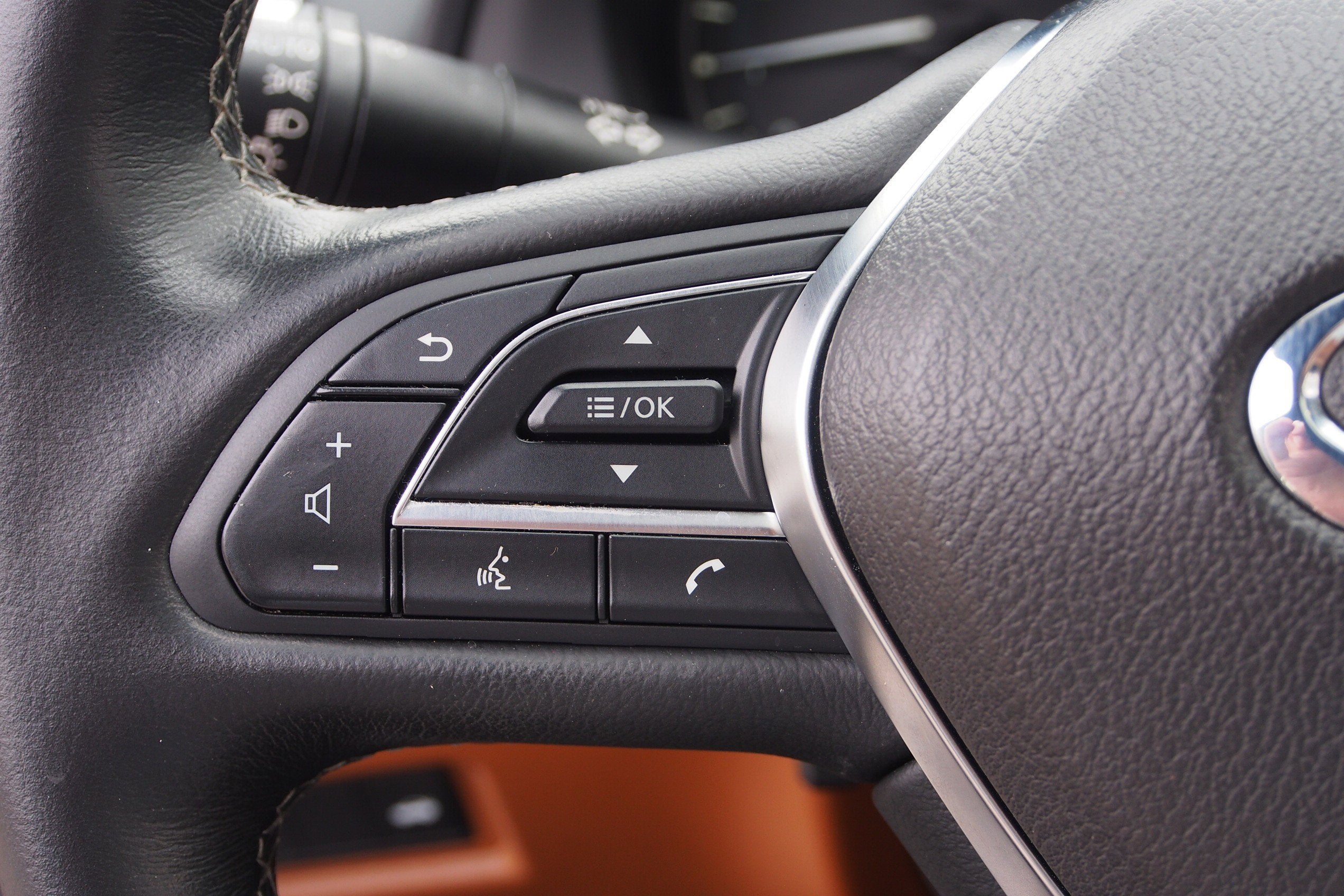 2023 INFINITI Q50 SENSORY