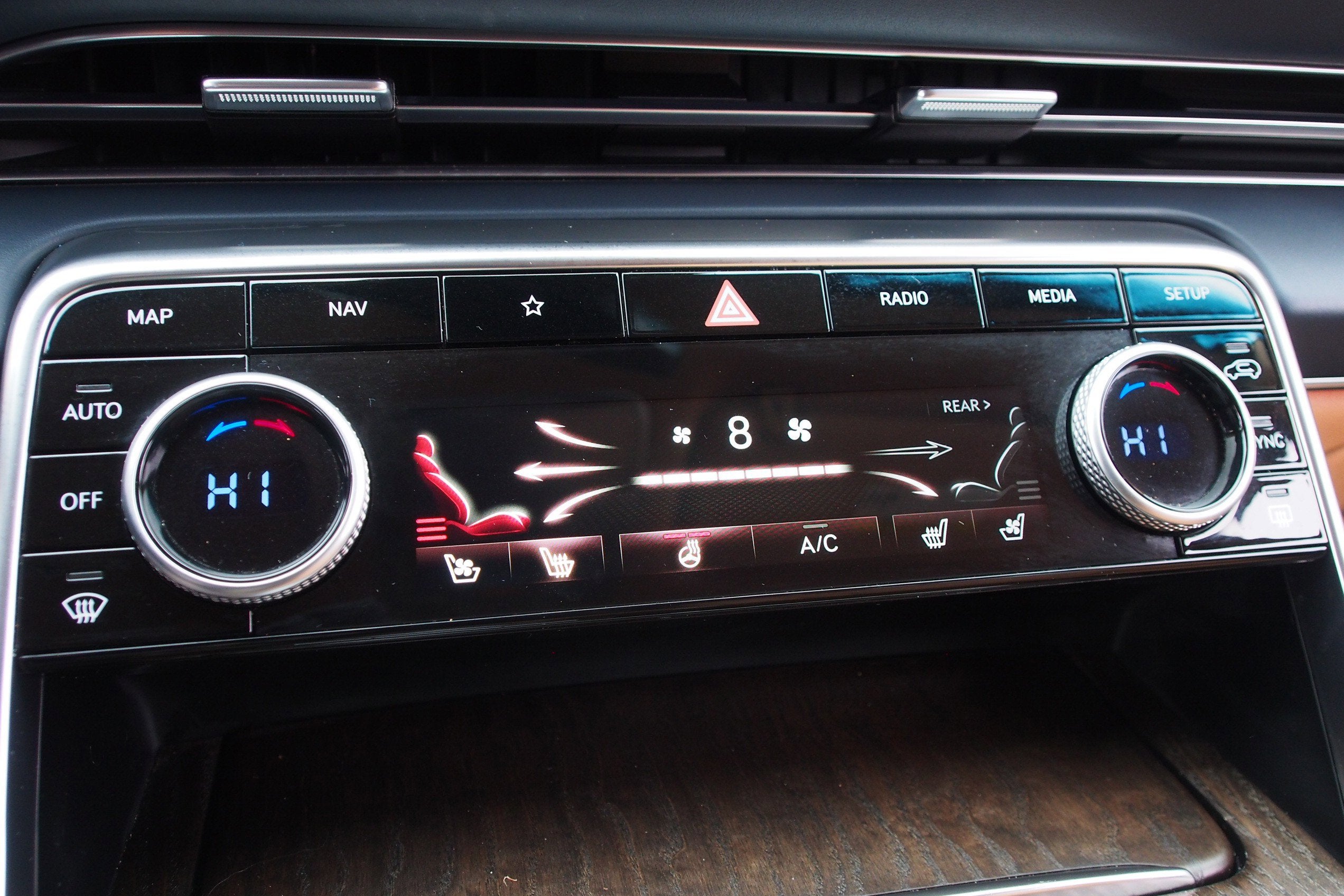 2022 Genesis GV80 2.5T