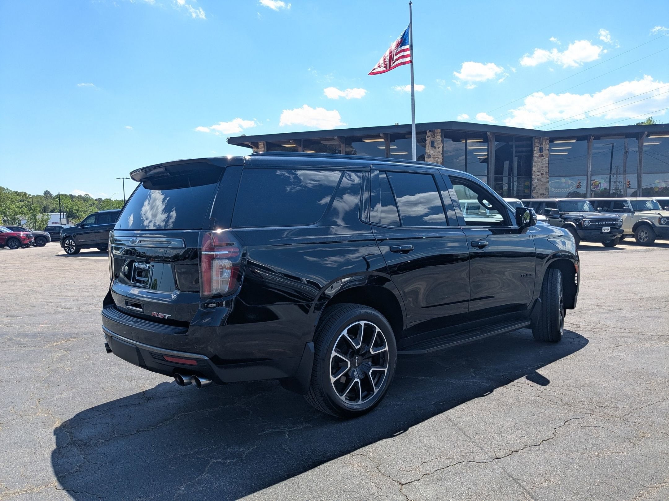2022 Chevrolet Tahoe RST