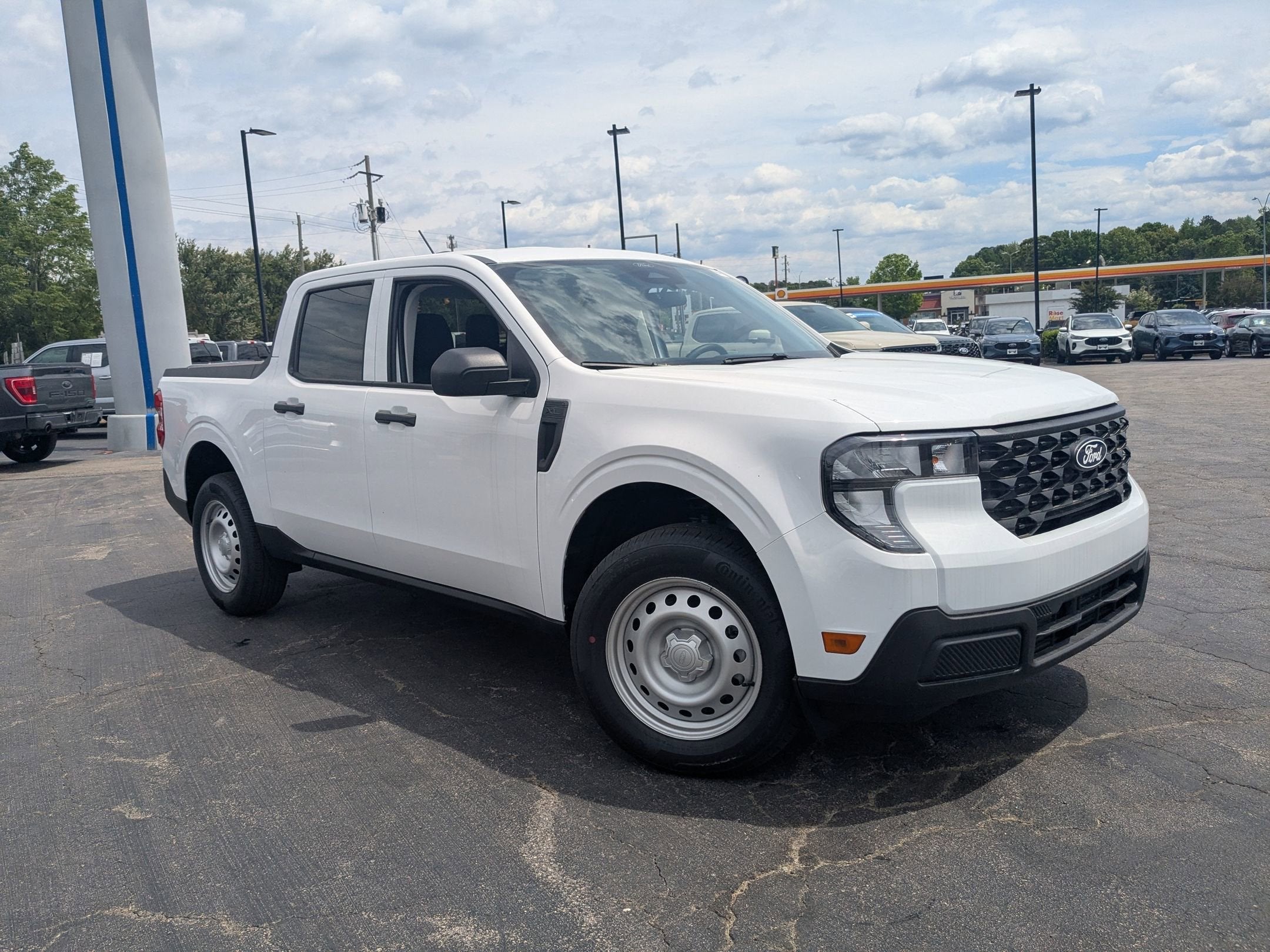 2026 Ford Maverick XL