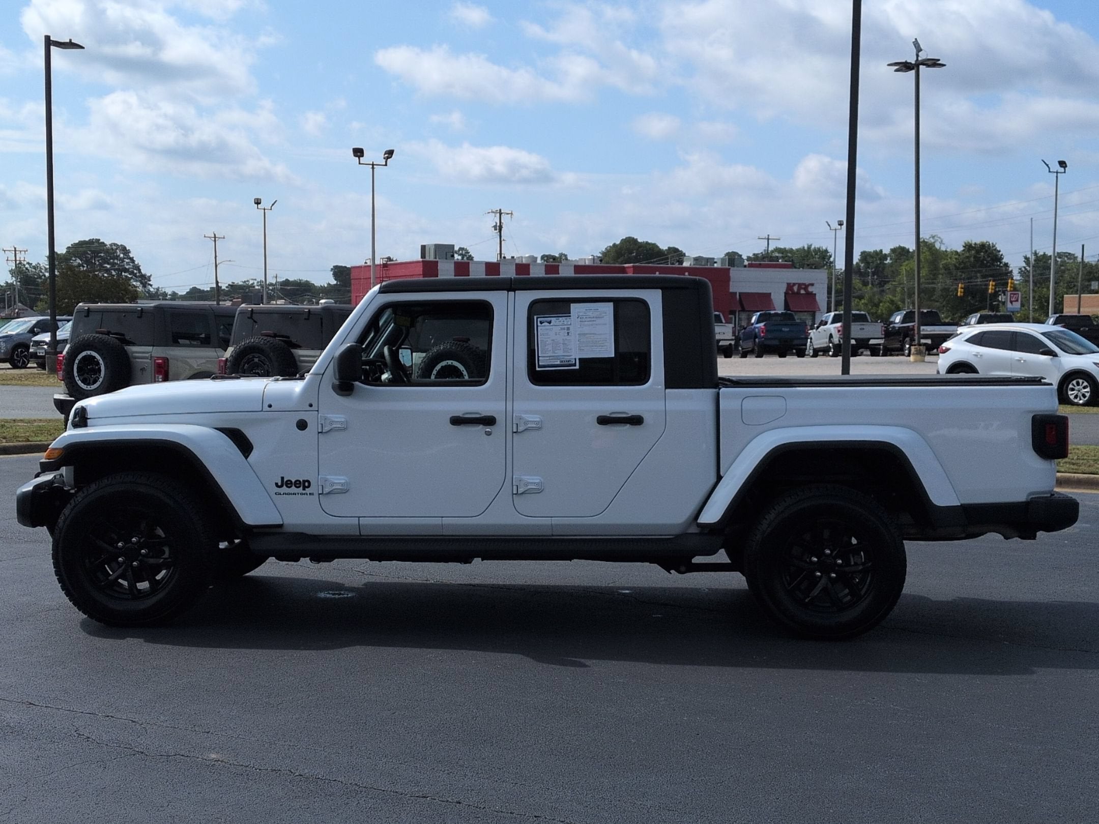 2023 Jeep Gladiator Sport S