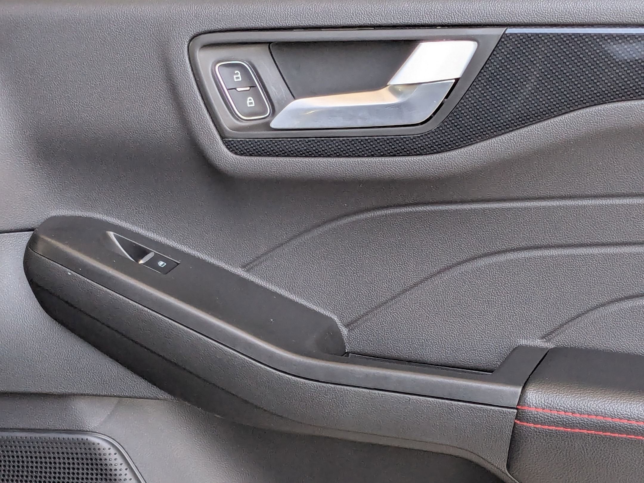 2025 Ford Escape ST-Line - Crossroads Courtesy Demo