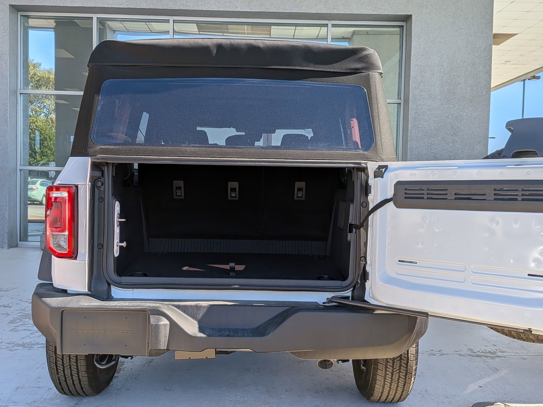 2025 Ford Bronco Base