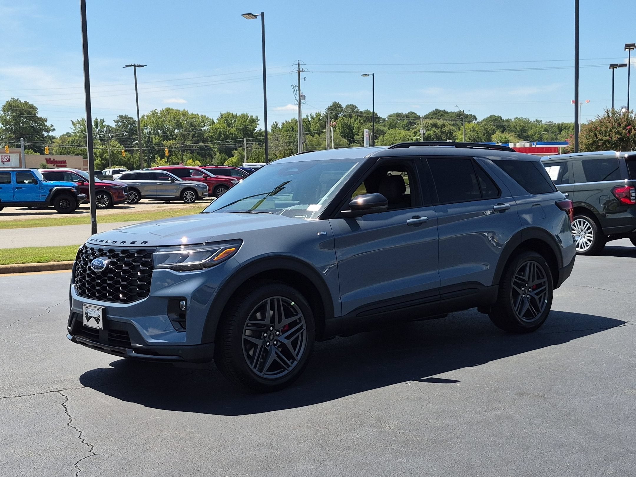 2026 Ford Explorer ST-Line